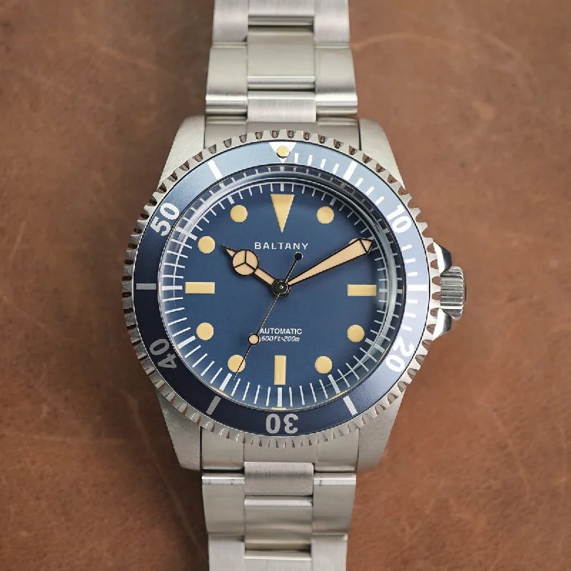 Baltany Retro Diver Watch D3043AB Stainless Steel Bracelet